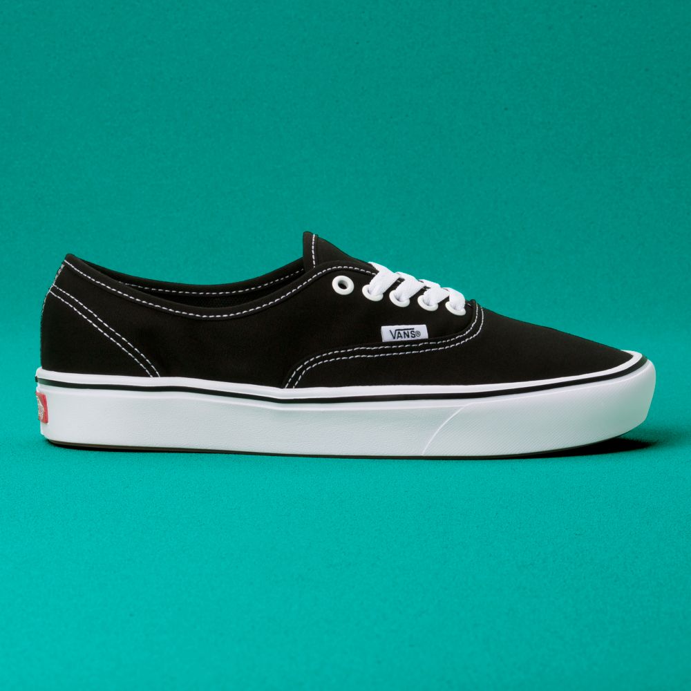 Dámské Classic Vans ComfyCush Authentic Černé Bílé | IU9703251