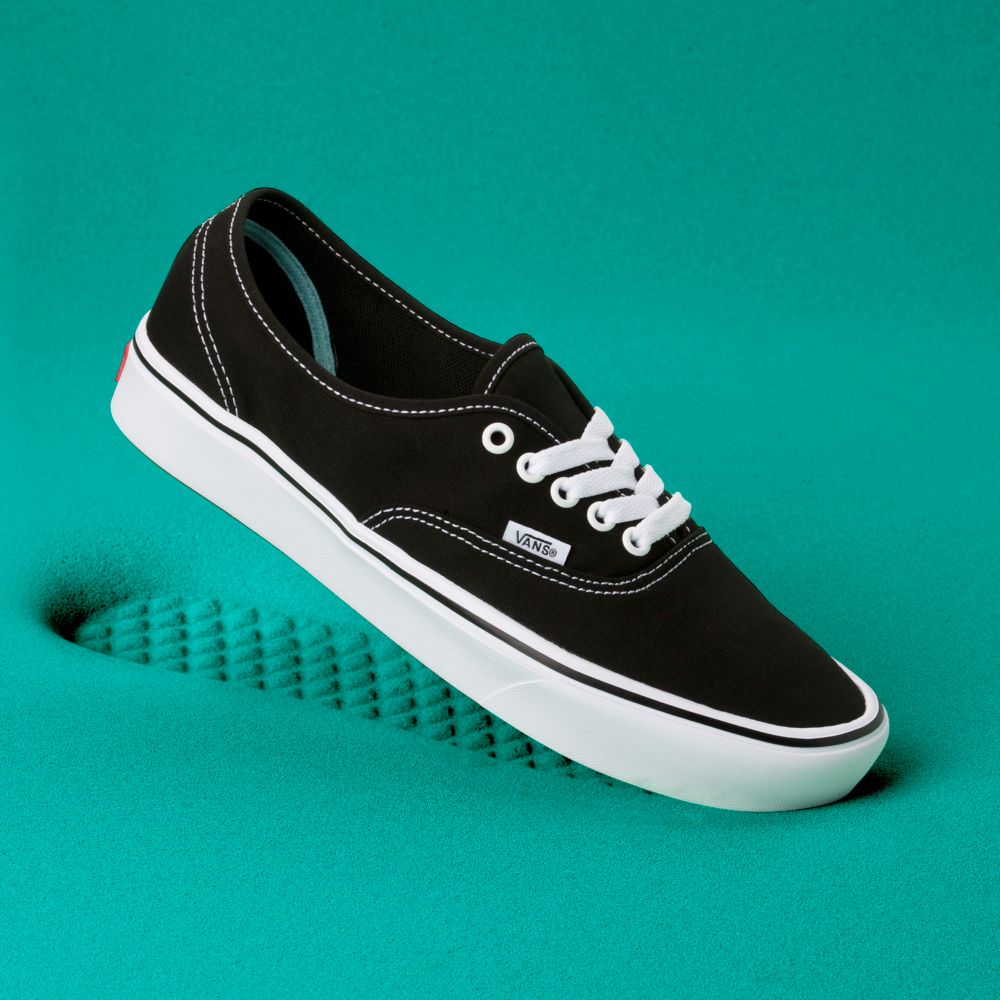 Dámské Classic Vans ComfyCush Authentic Černé Bílé | IU9703251