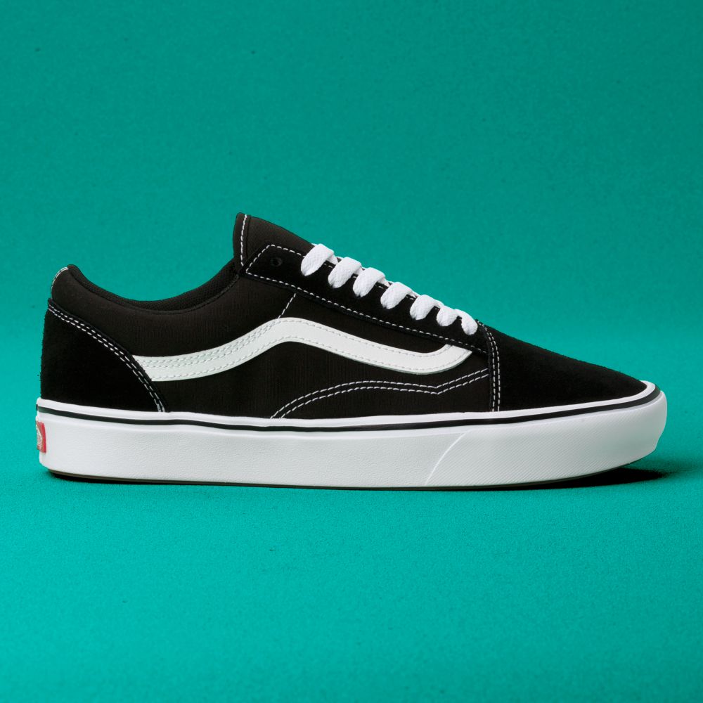 Dámské Classic Vans ComfyCush Old Skool Černé Bílé | YO3470829